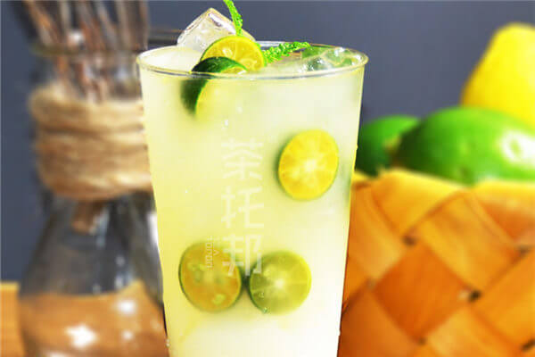 茶托邦奶茶店产品